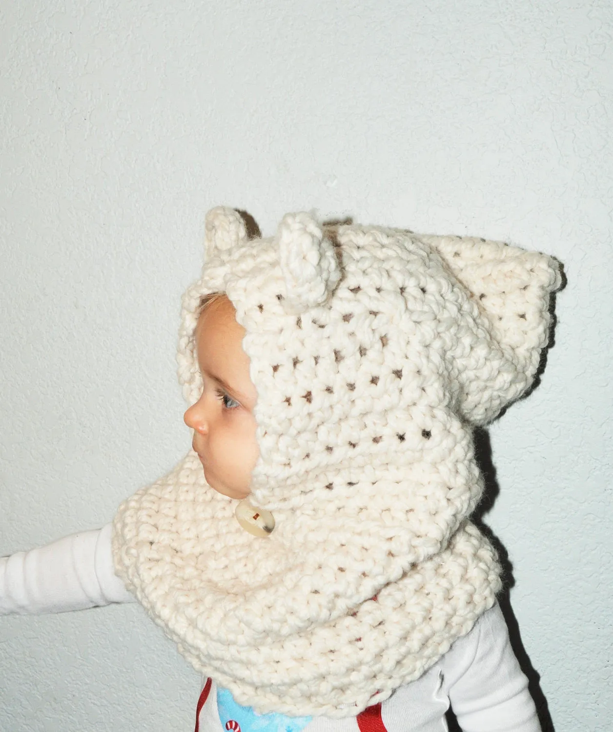 Baby/Todder Bear Cowl, Hooded Cowl, Bear Hat, Polar Bear hat, Hooded Cowl, Brown Bear Cowl, Black Bear Cowl, Baby scarf
